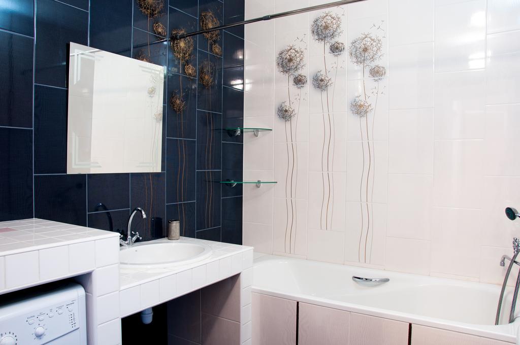 Apartment On Bogatyrskaya 6A Kijev Kültér fotó